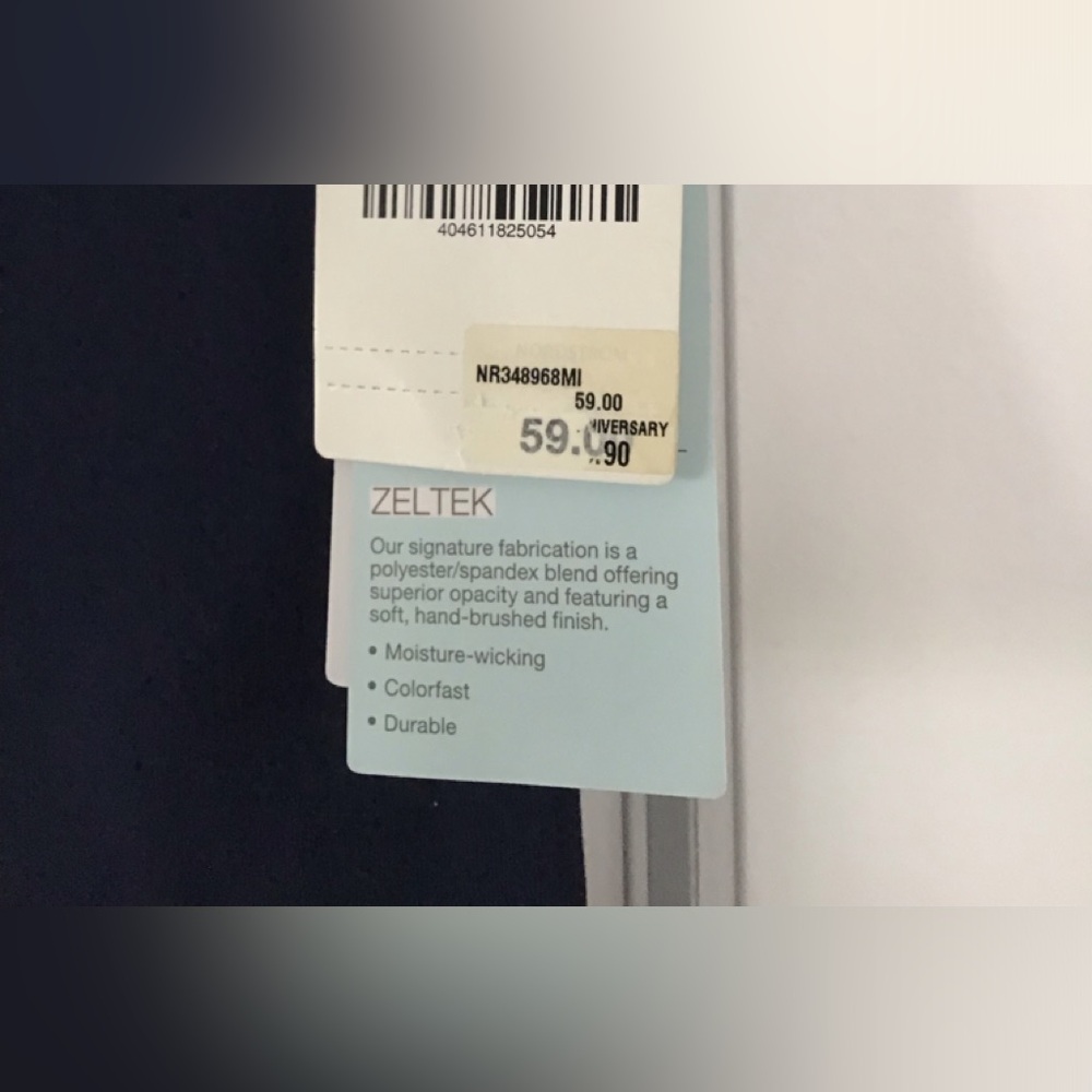Zella yoga pants from Nordstrom’s.  Navy blue, size XL